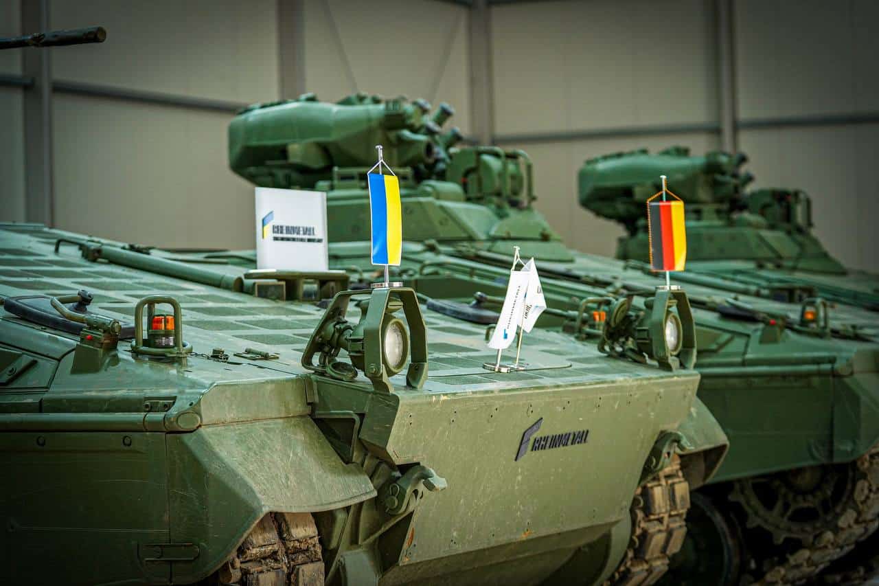 Зображення посту: Німецький Rheinmetall відкрив в Україні цех з ремонту і виробництва бронетехніки