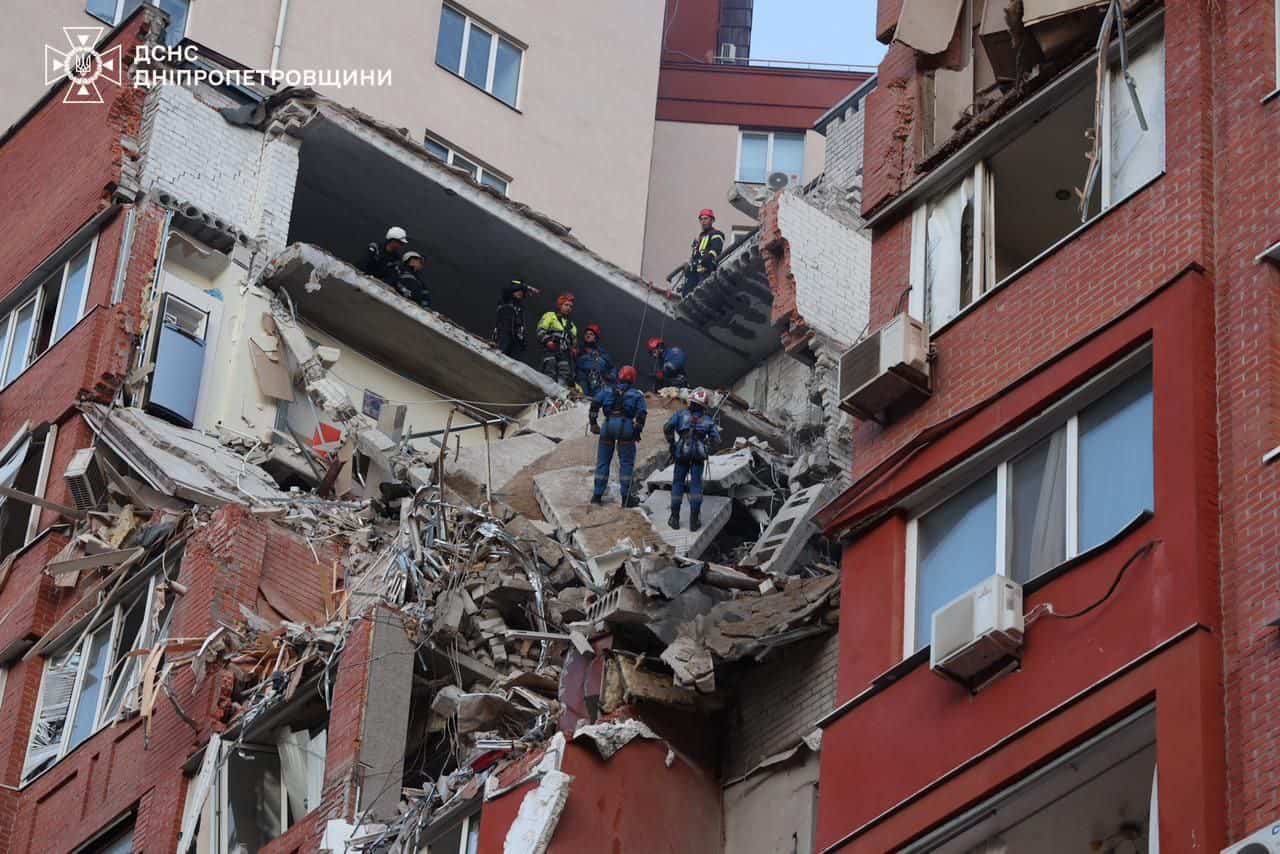 Зображення посту: Окупанти атакували Дніпро — влучили у багатоповерхівку