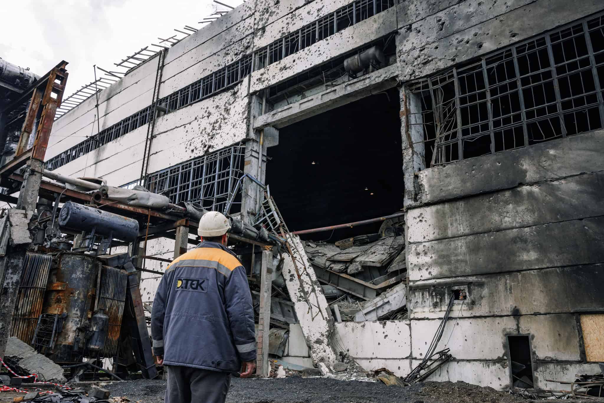 Зображення посту: У мережі показали знімки пошкоджених теплоелектростанції після російських обстрілів