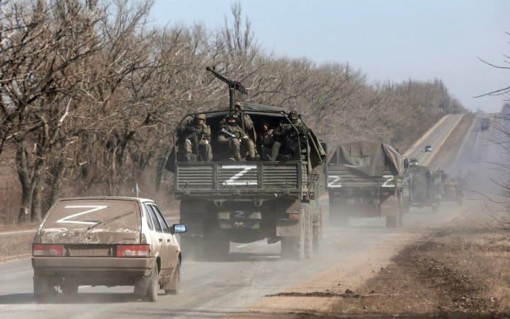 Стаття: На окупованих територіях військовим заборонили користуватись краденою в Україні технікою