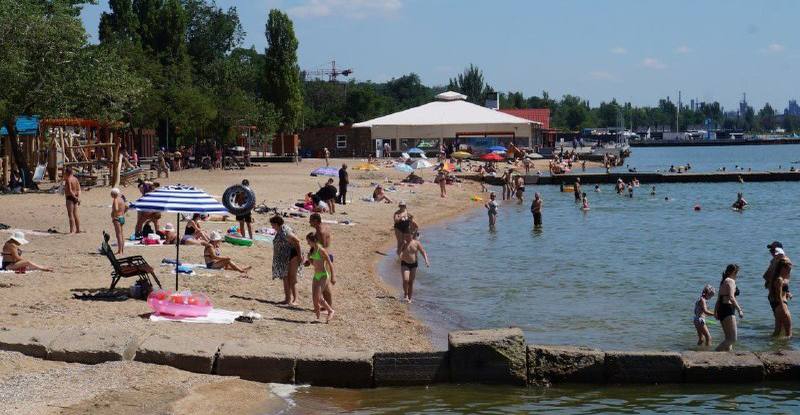 Зображення посту: Купатися в морі поблизу Маріуполя небезпечно — можна схопити інфекцію