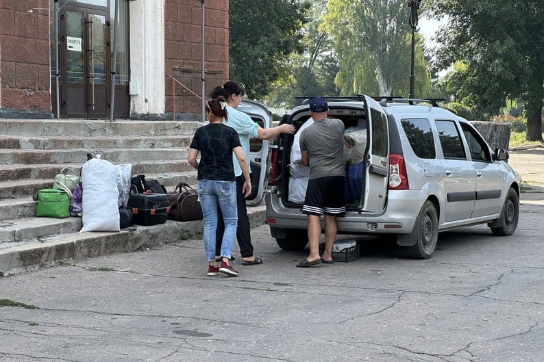 Стаття: У Мирнограді закрили на в’їзд два мікрорайони через наближення лінії фронту