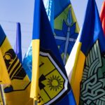 Зображення посту: Біля стели на Донеччині з’явились прапори Маріупольської бригади та її підрозділів