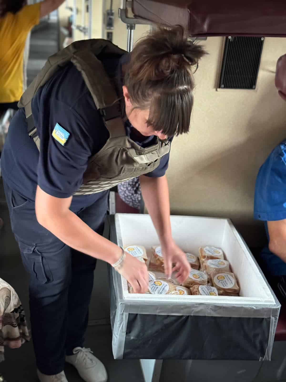 Зображення посту: В «Укрзалізниці» показали фото останнього евакуаційного поїзда з Покровська