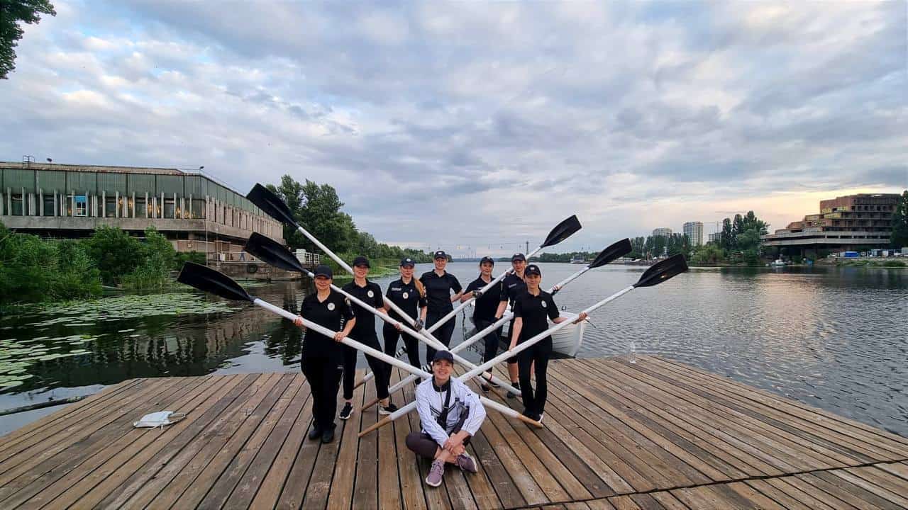 Стаття: Жінки-поліцейські з Донеччини перемогли на Чемпіонаті України з веслування на ялах