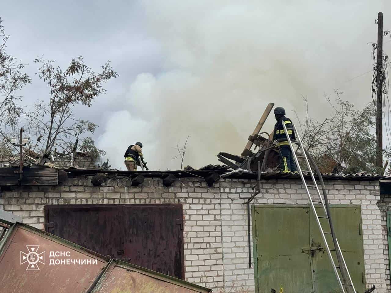 Зображення посту: Окупанти двічі обстріляли Лиман на Донеччині — зруйнували три будинки