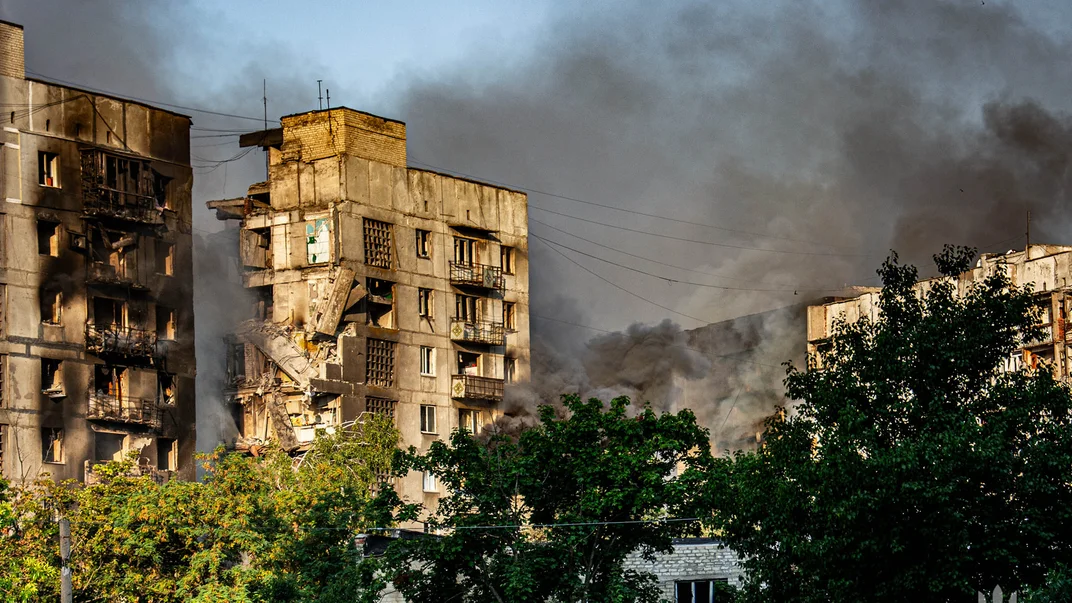 Стаття: У Торецьку залишаються 1400 цивільних – в місті тривають бої