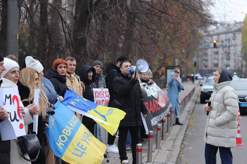 Зображення посту: Переселенці вимагають ухвалення закону про компенсацію за майно в окупації