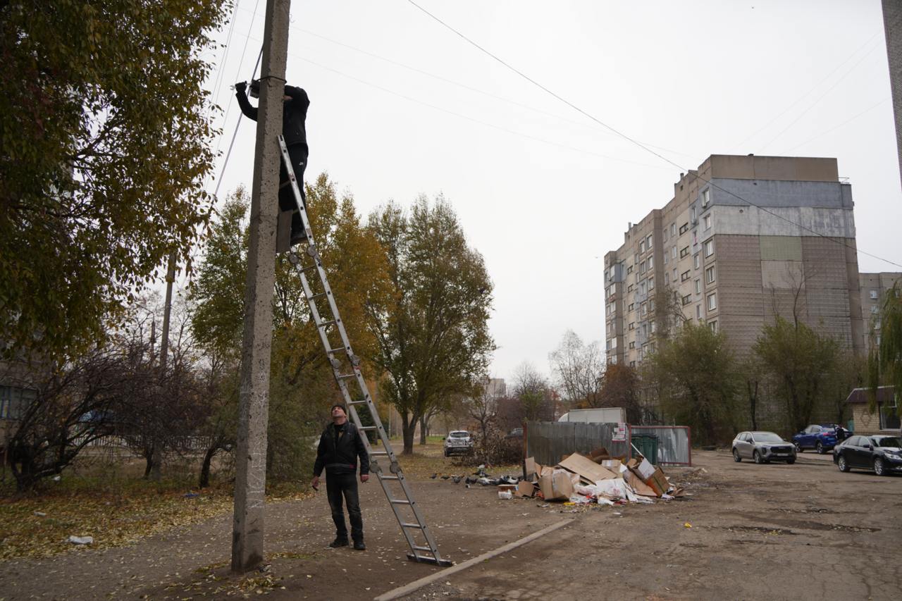 Зображення посту: В окупованому Алчевську встановлюють камери для спостереження за смітниками