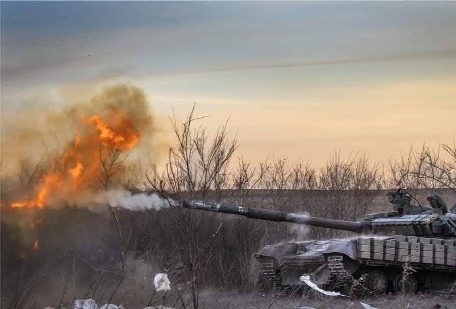 Стаття: Окупанти штурмували деокуповані села на Луганщині, а на Донеччині евакуювали понад 400 людей