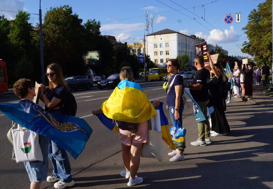 Зображення посту: «У травні 2023 року тато з колонії передав мені вітання з днем народження»