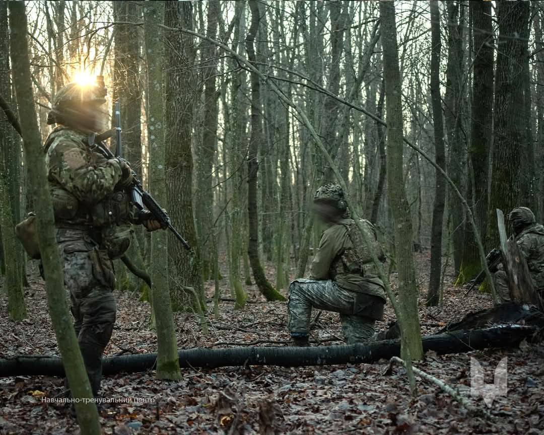 Стаття: Понад п’ять тисяч обстрілів за добу: Генштаб про ситуацію на фронті