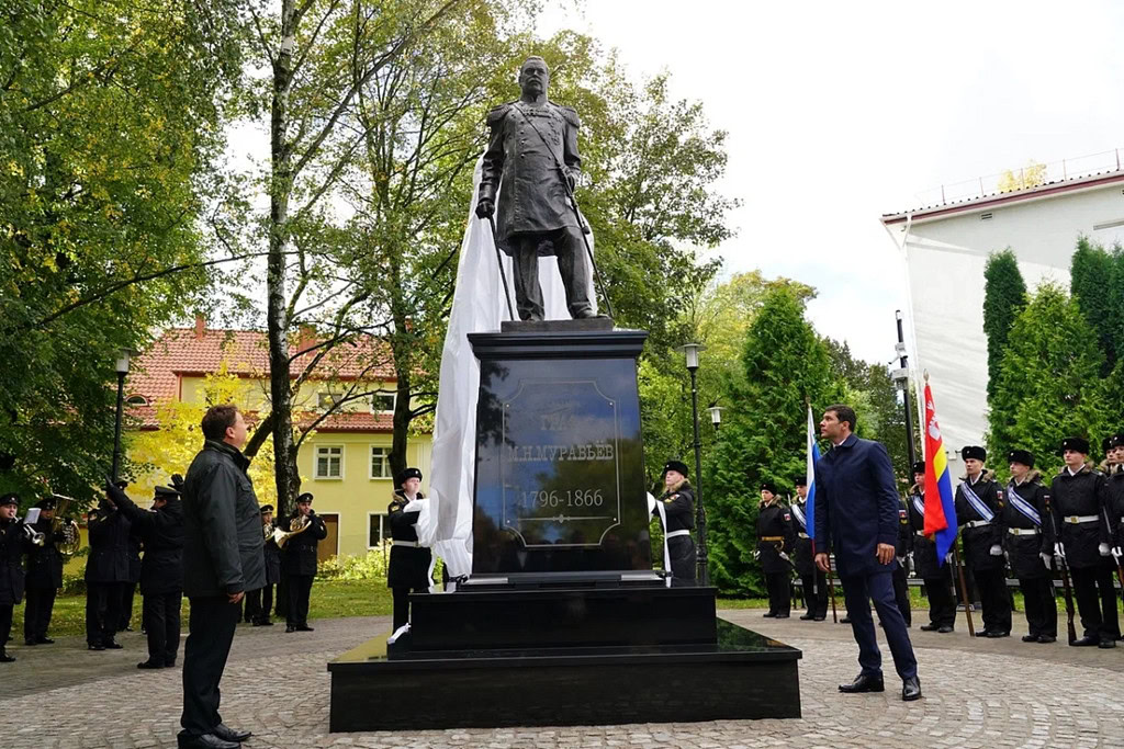 Зображення посту: Прославляють агресію: росіяни встановлюють пам’ятники, присвячені війнам