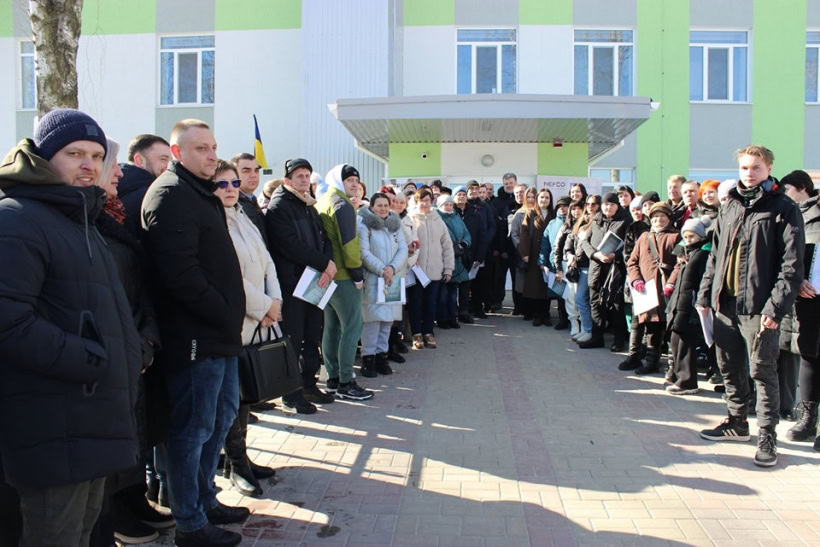 Стаття: Переселенці з Бахмута отримали тимчасове житло в гуртожитку на Житомирщині