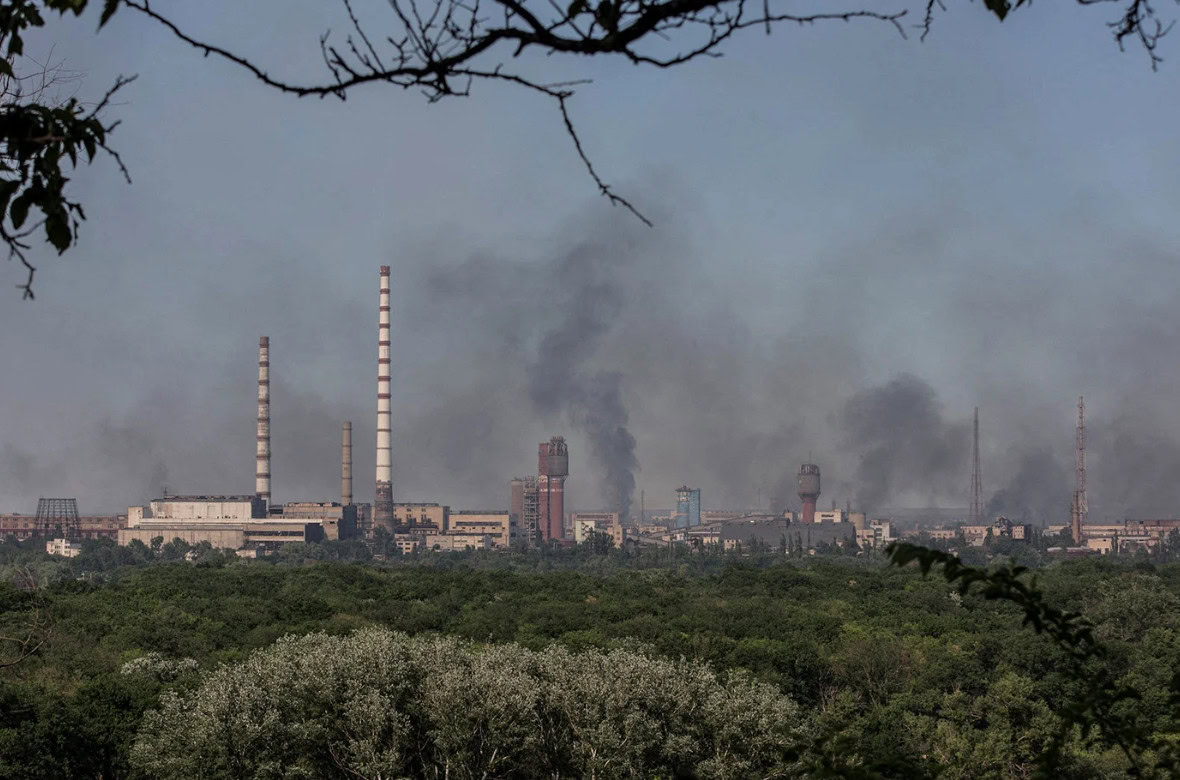 Зображення посту: Екологічні наслідки війни: у Сіверськодонецьку в повітря потрапило 68 тонн забруднюючих речовин