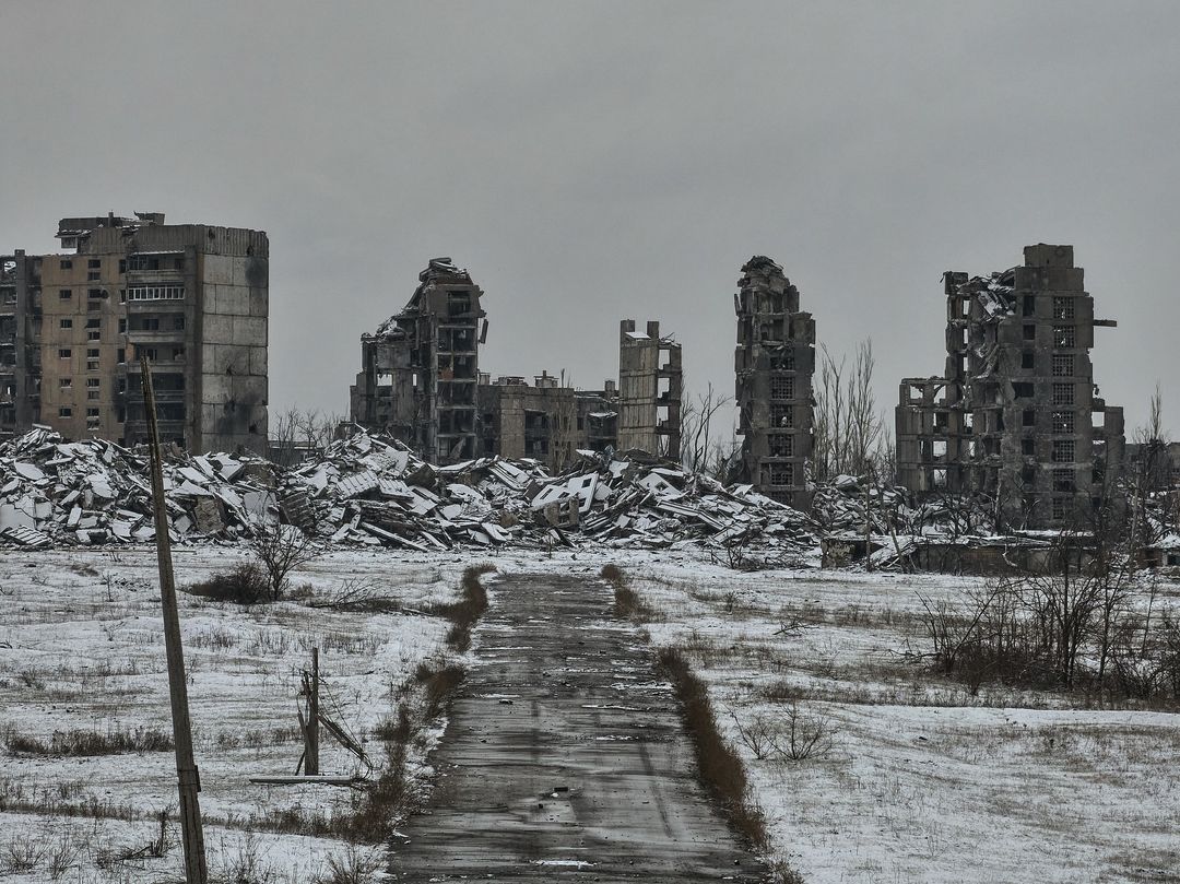 Зображення посту: Фотографи Ліберови показали зруйнований Торецьк