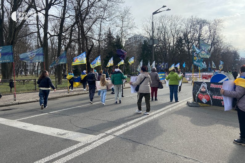 Зображення посту: Родини військовополонених готуються до голодування, щоб привернути увагу до рідних