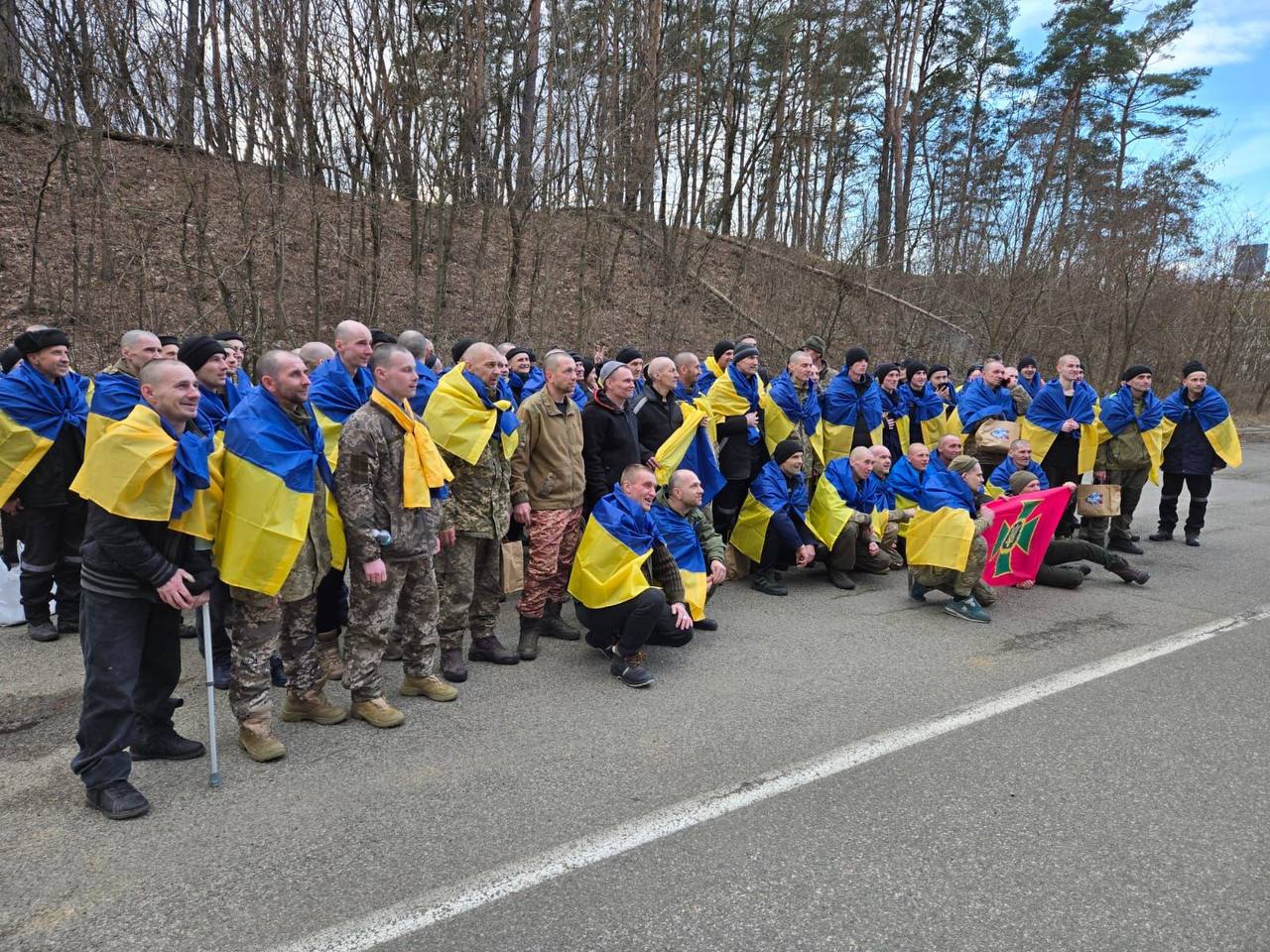 Зображення посту: Україна повернула 197 військових з російського полону