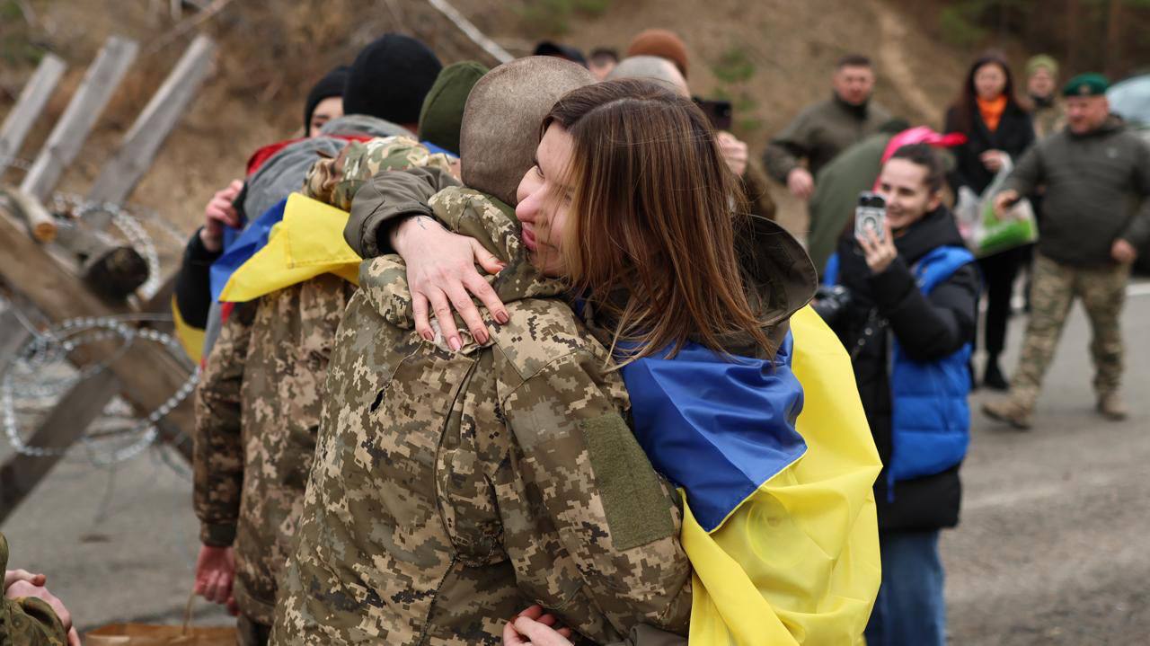 Зображення посту: Україна повернула 197 військових з російського полону