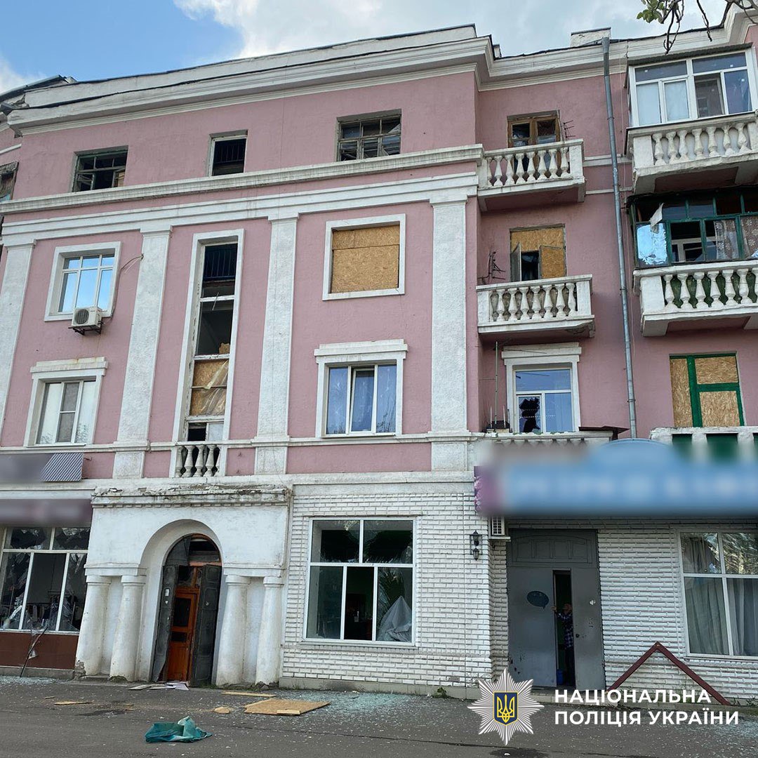 Зображення посту: Окупанти скинули вісім бомб на Донеччину протягом доби: три людини загинули