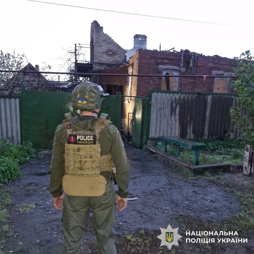 Зображення посту: Окупанти скинули вісім бомб на Донеччину протягом доби: три людини загинули