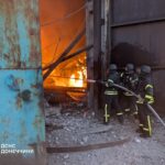 Зображення посту: На Донеччині внаслідок обстрілів спалахнули пожежі: є загиблі та поранені