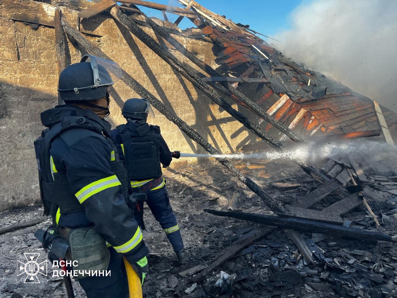 Зображення посту: У Добропіллі окупанти поцілили по шахті «шахедами»: одна людина поранена