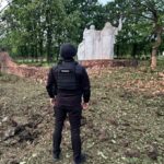 Зображення посту: У Костянтинівці окупанти пошкодили обстрілом церкву та поховання часів Другої світової війни