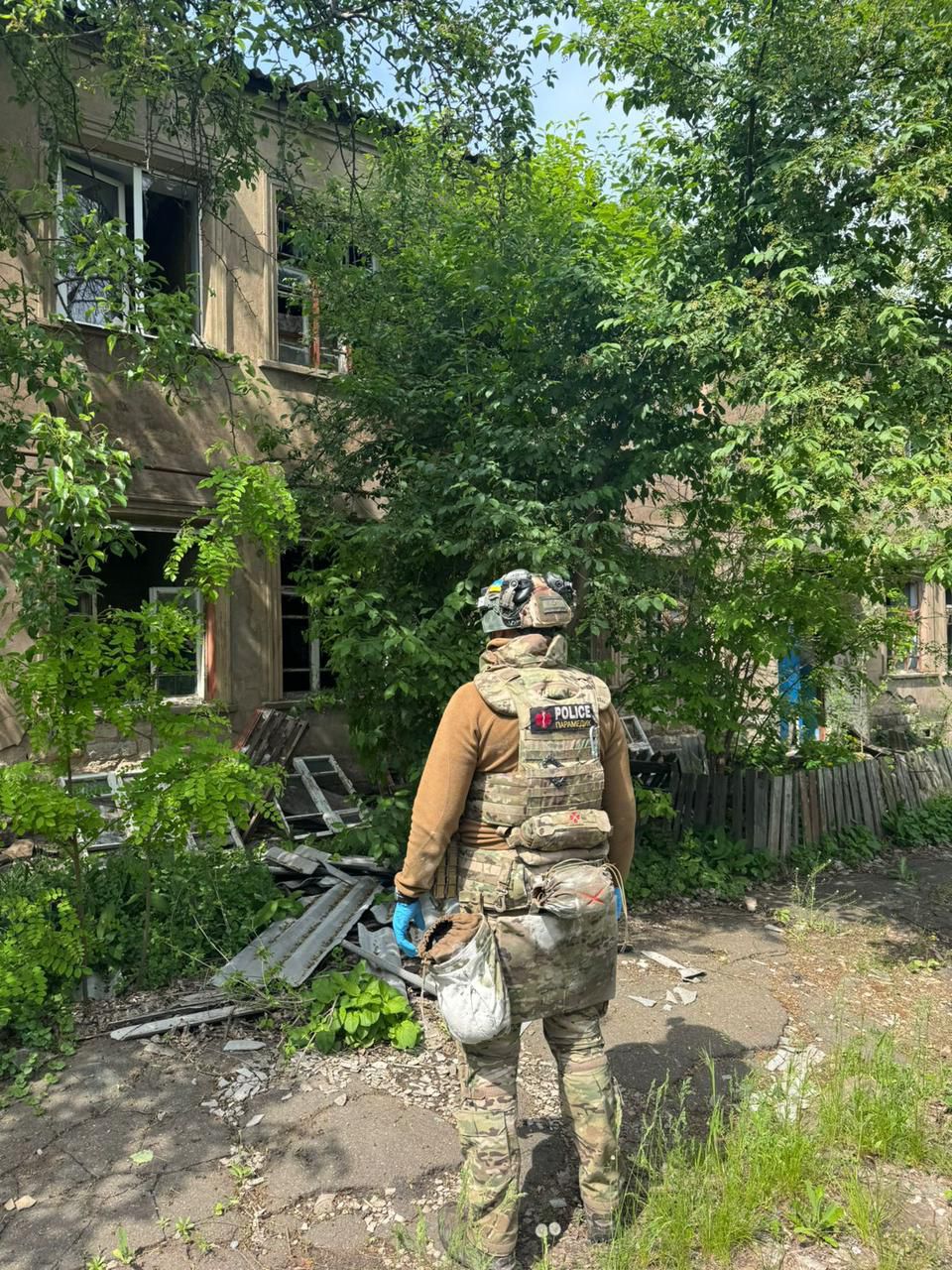Зображення посту: У Костянтинівці завершили розбір завалів: одна людина загинула, ще 14 поранені
