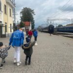 Зображення посту: Три родини з дітьми евакуювали до Закарпаття за добу