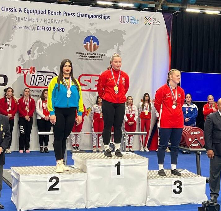 Стаття: Пауерліфтерка з Донеччини здобула срібну медаль на чемпіонаті світу