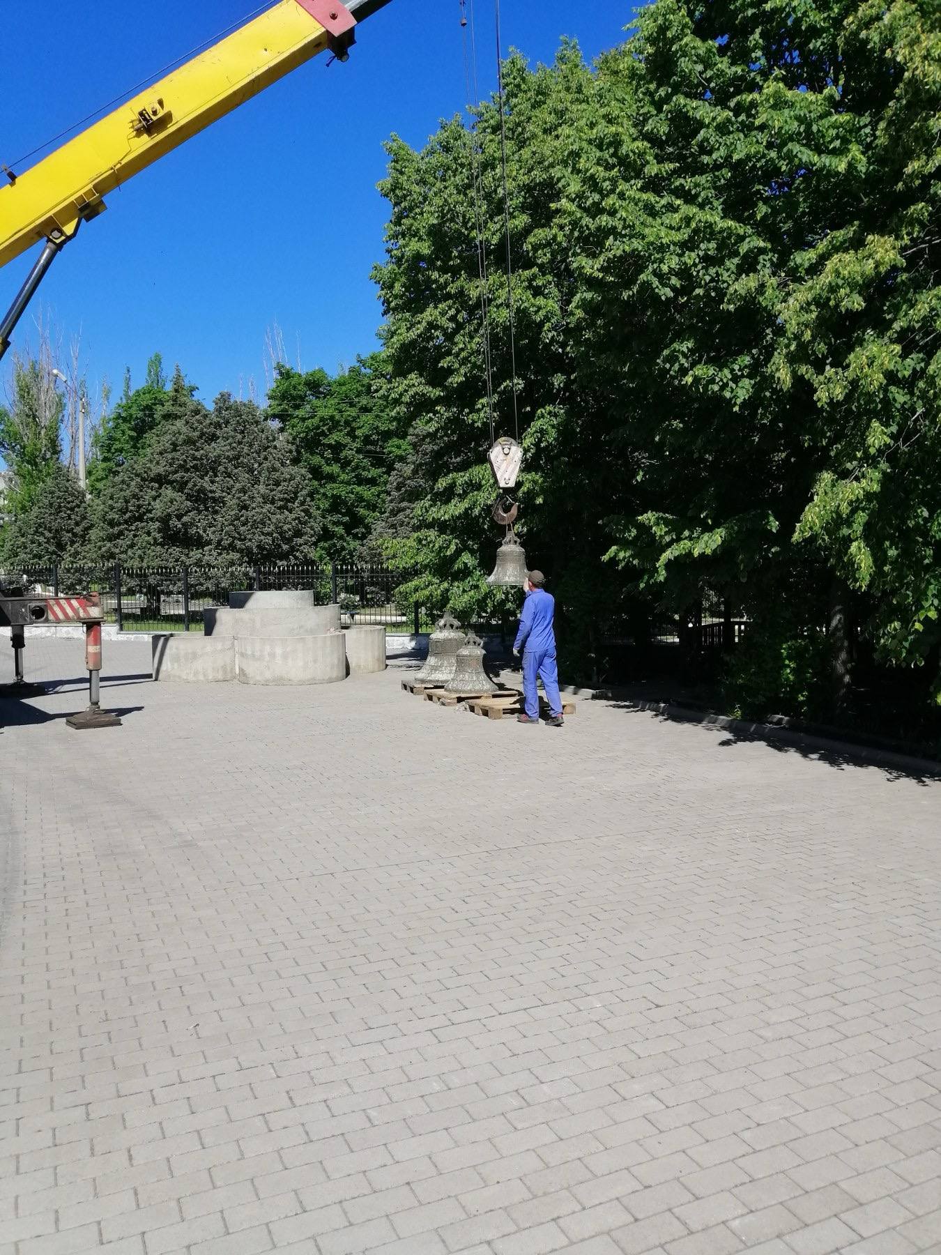 Зображення посту: У Костянтинівці вивозять церковне майно через посилення обстрілів