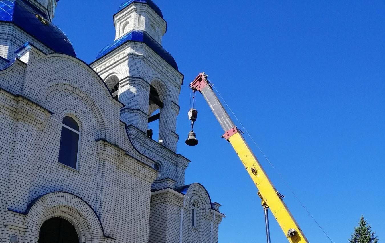 Стаття: У Костянтинівці вивозять церковне майно через посилення обстрілів