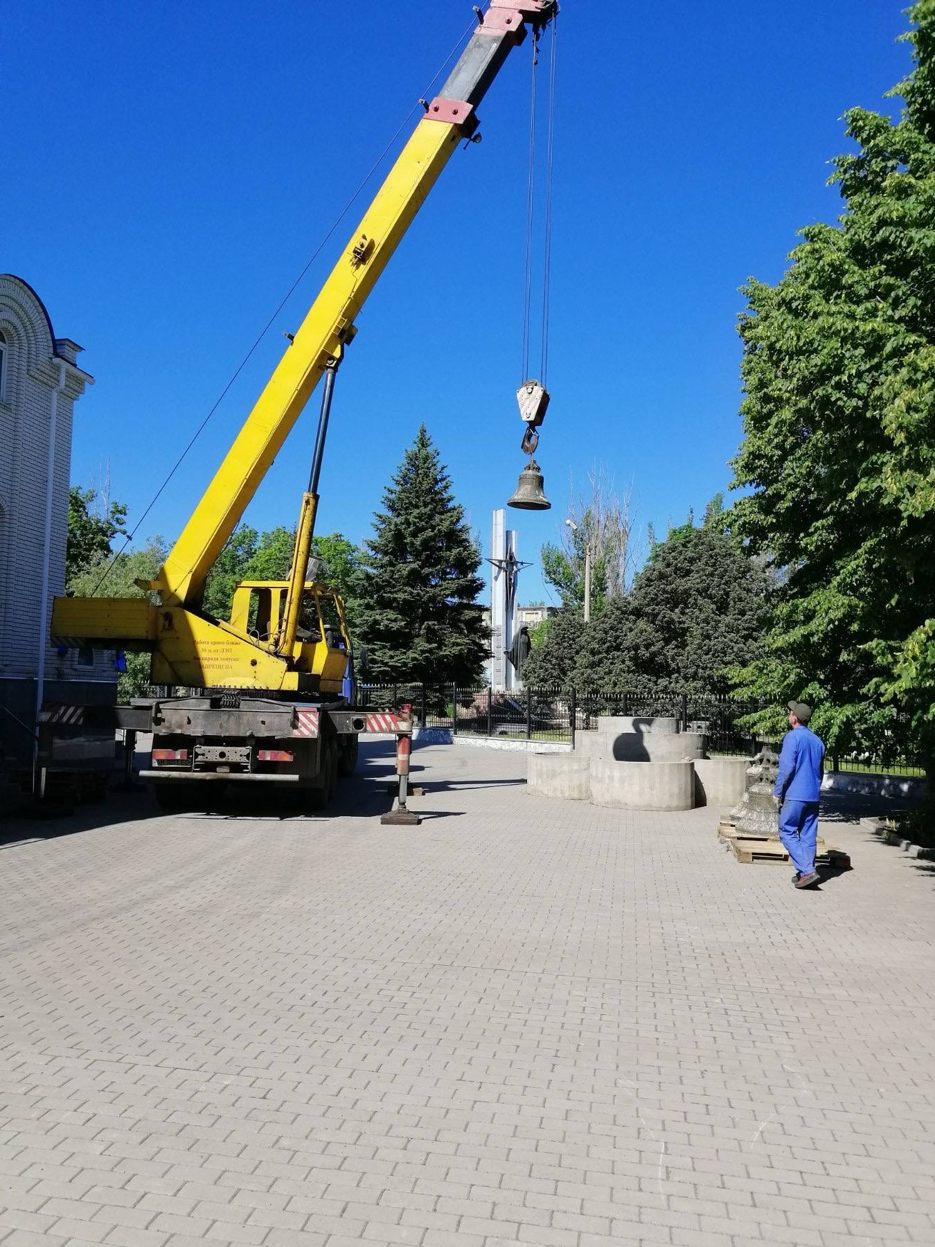 Зображення посту: У Костянтинівці вивозять церковне майно через посилення обстрілів