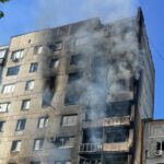 Зображення посту: Окупанти скинули три авіабомби на Покровський район: двоє людей загинули