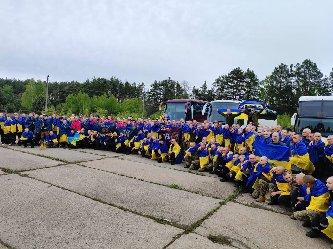 Зображення посту: Україна повернула ще 205 військовополонених під час обміну