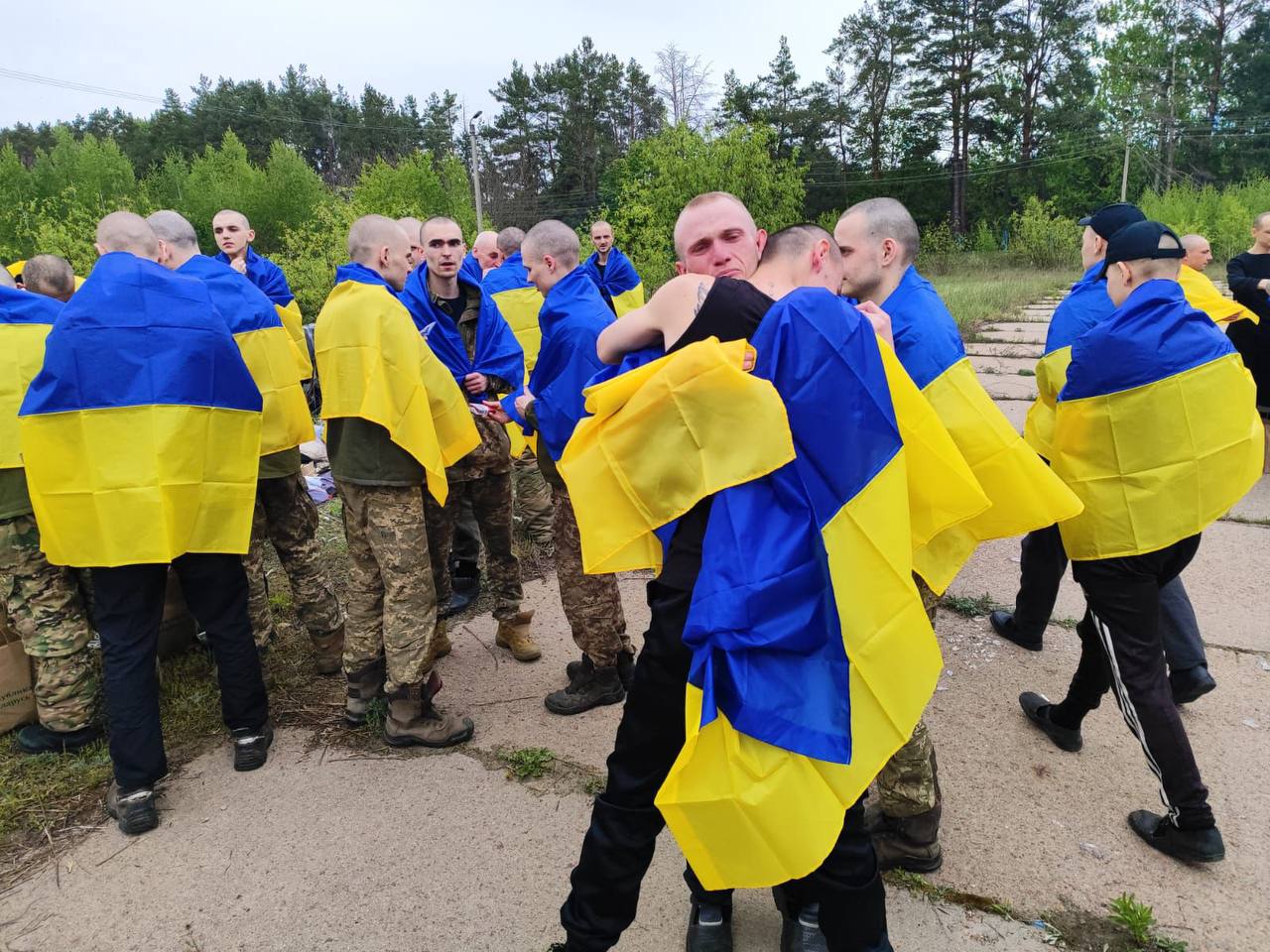 Зображення посту: Україна повернула ще 205 військовополонених під час обміну