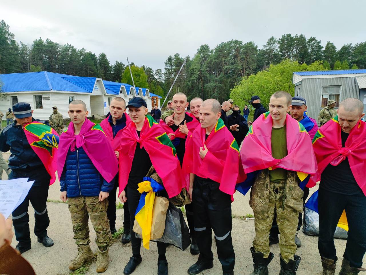 Зображення посту: Україна повернула ще 205 військовополонених під час обміну