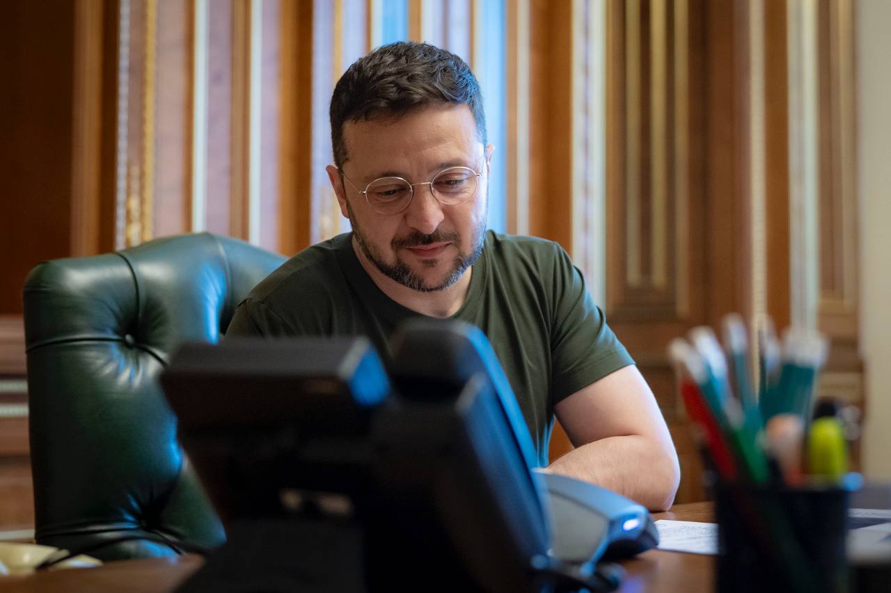 Стаття: Зеленський запросив новообраного Папу Римського Лева XIV в Україну