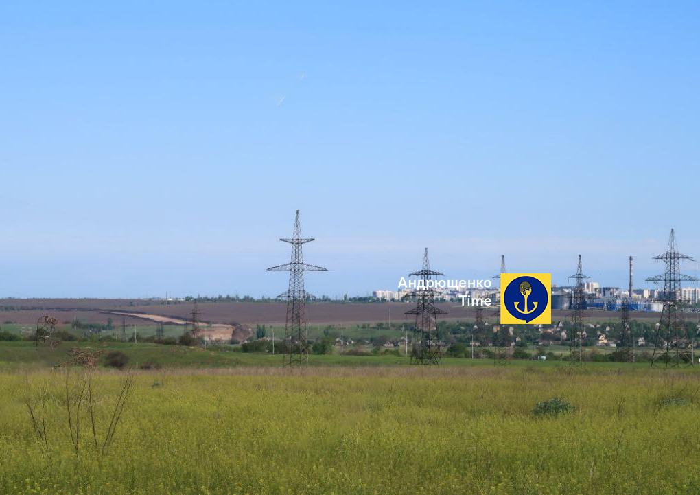 Зображення посту: В окупованому Маріуполі будують нову дорогу для налагодження логістики
