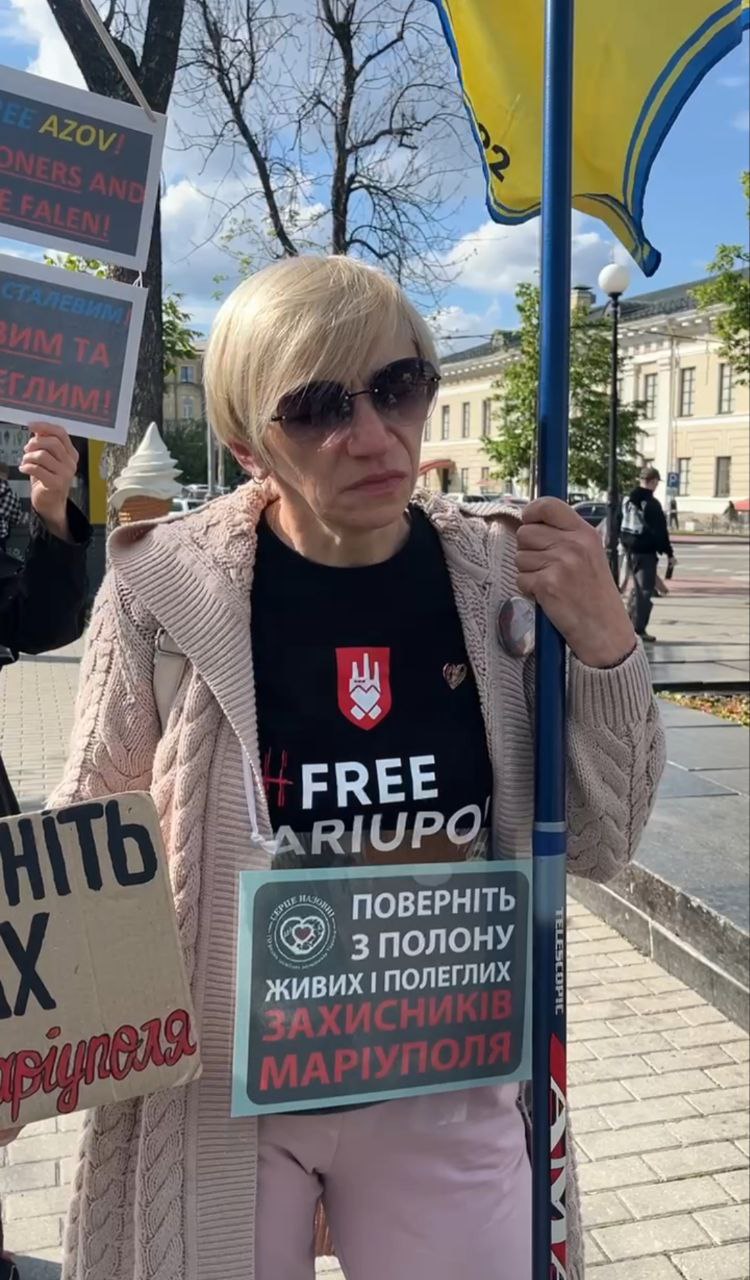 Зображення посту: «Наші сини для них – терористи». Рідні захисників Маріуполя нагадали про третій рік у полоні