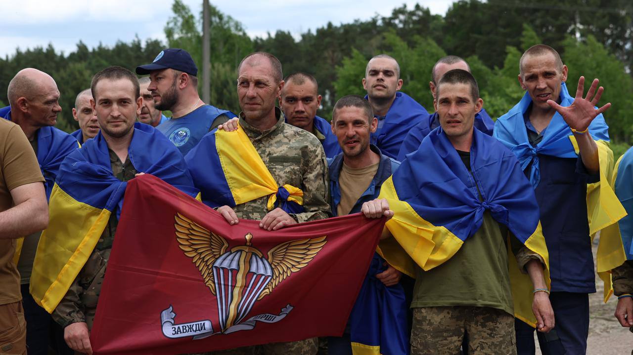Стаття: Україна повернула ще 307 полонених на другий день обміну