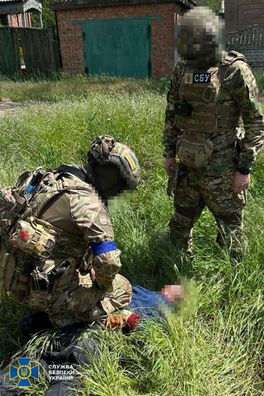 Зображення посту: СБУ затримала чотирьох мешканців Костянтинівки, яких підозрюють у коригуванні обстрілів РФ