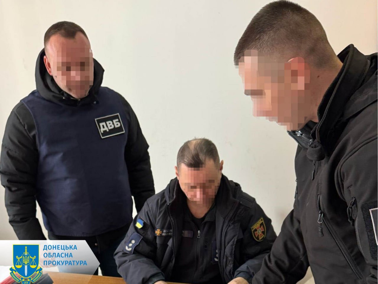 Стаття: Начальника пожежної частини на Донеччині підозрюють у незаконних виплатах понад мільйон гривень підлеглому