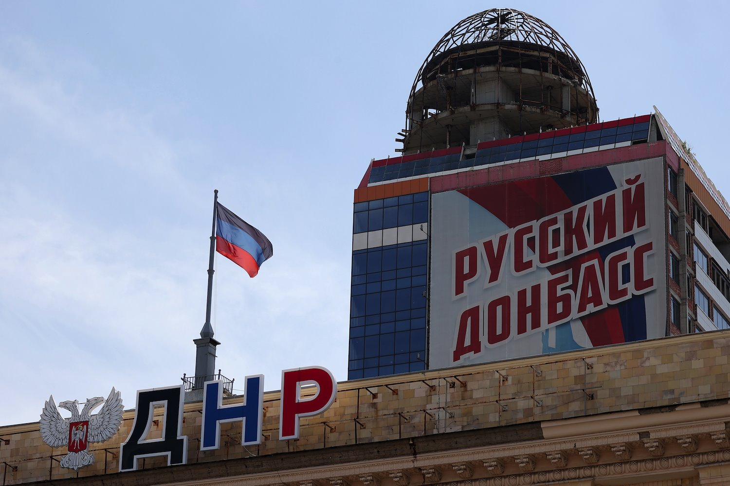 Зображення посту: 43% українців згодні на де-факто контроль РФ над окупованими територіями