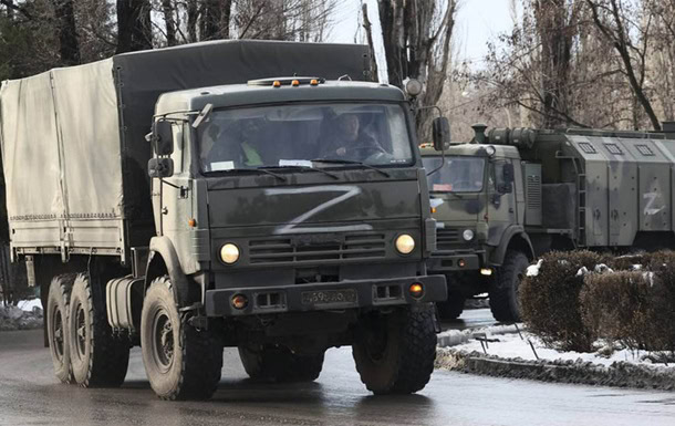 Стаття: На окупованій Луганщині росіяни відтягують техніку подалі від фронту через удари українських дронів