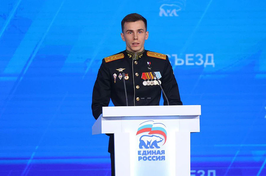 Стаття: Повернувся на місце злочину. Російський окупант заявив, що маріупольці йому «дякують» за руйнування міста