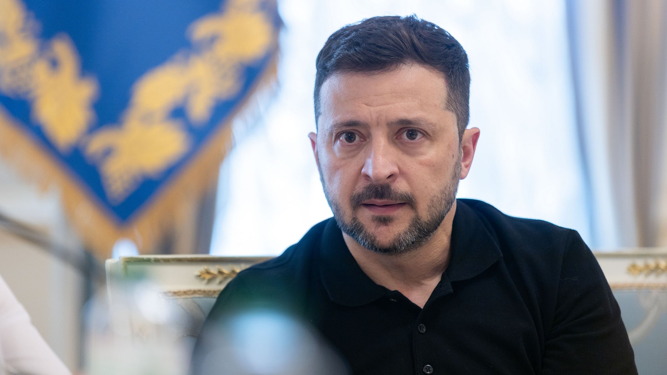 Стаття: Зеленський відреагував на пост Трампа про «відповідь» росіян
