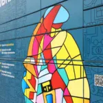 Зображення посту: «Код пам’яті»: в Україні на поштоматах зобразили втрачені маріупольські вітражі