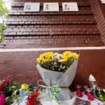 Зображення посту: У Львові відкрили меморіальну дошку маріупольському поету та науковцю Богдану Слющинському
